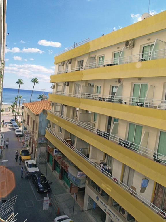 Palm Sea Beach Hotel Apartments Larnaca Exteriér fotografie