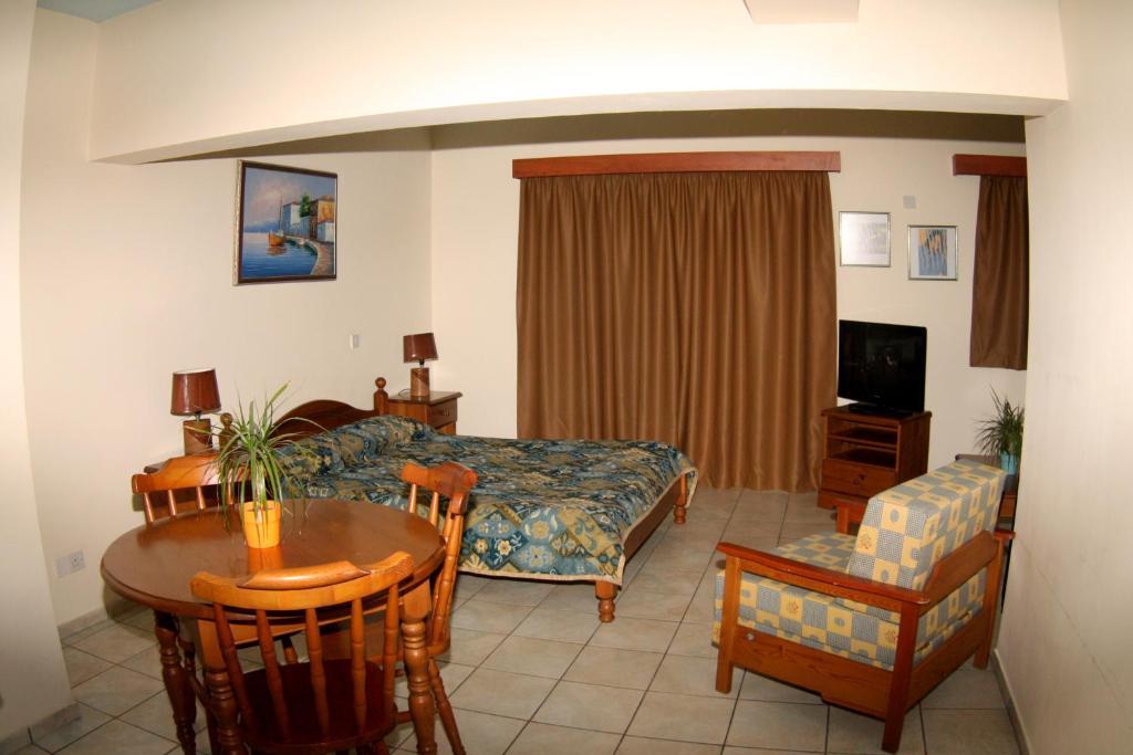 Palm Sea Beach Hotel Apartments Larnaca Exteriér fotografie